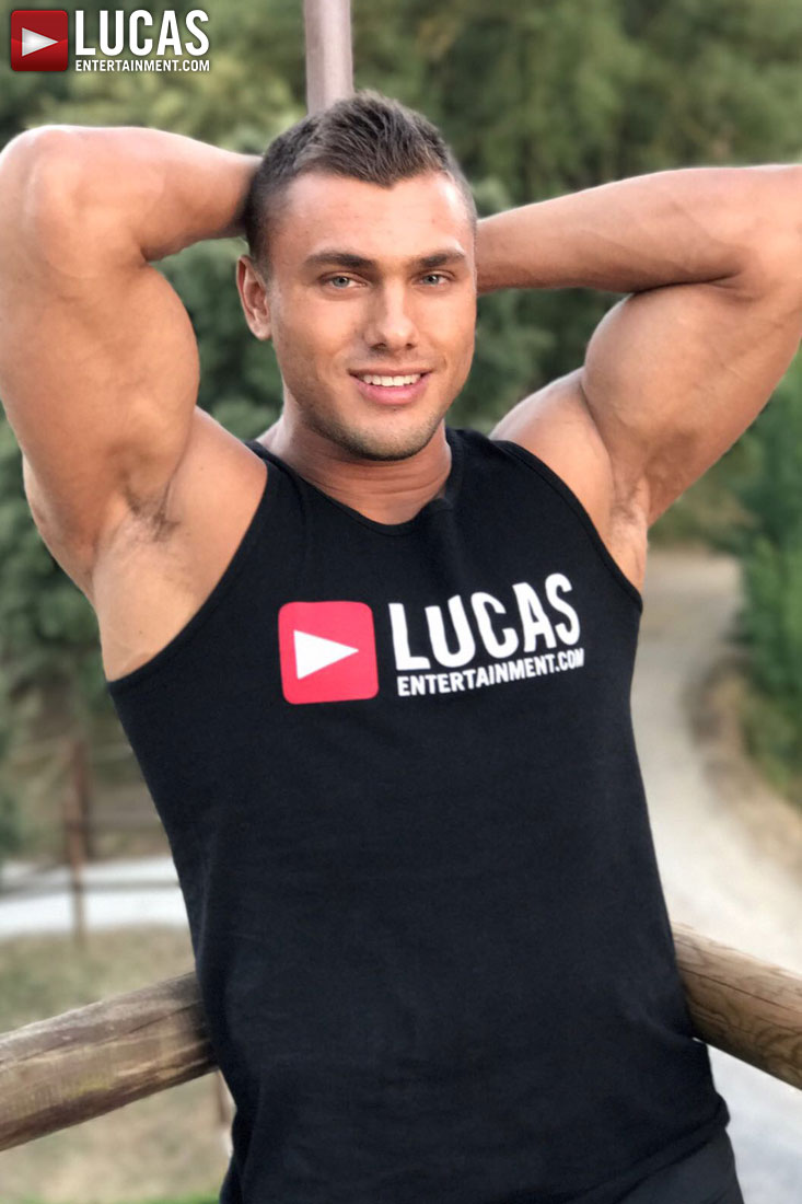 Brock Magnus - Gay Model - Lucas Raunch