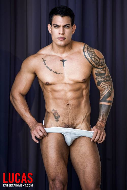 Bruno Galvez - Gay Model - Lucas Raunch