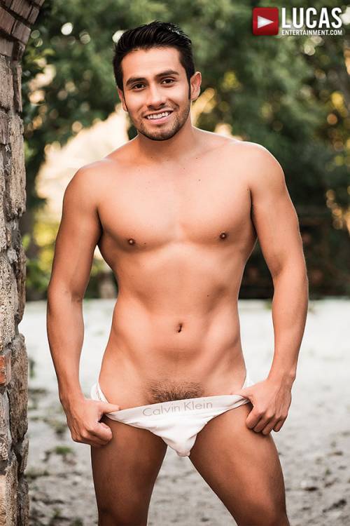 Derek Allan - Gay Model - Lucas Raunch