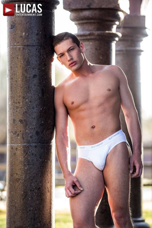 Hunter Smith - Gay Model - Lucas Raunch