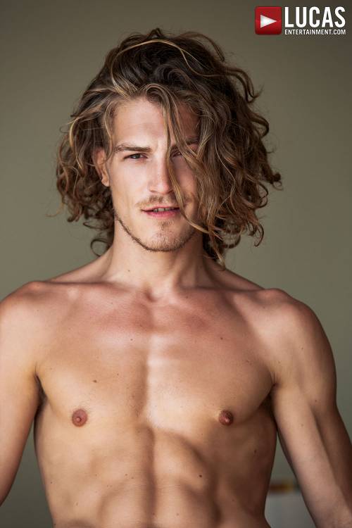 Kosta Viking - Gay Model - Lucas Raunch