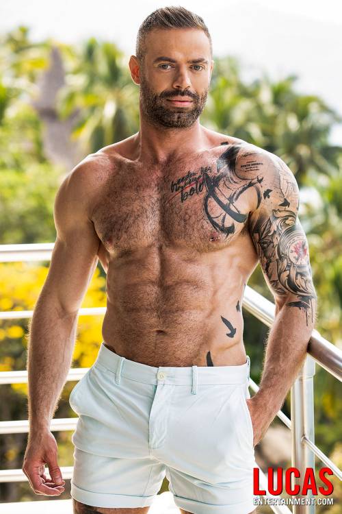Leo Bacchus - Gay Model - Lucas Raunch