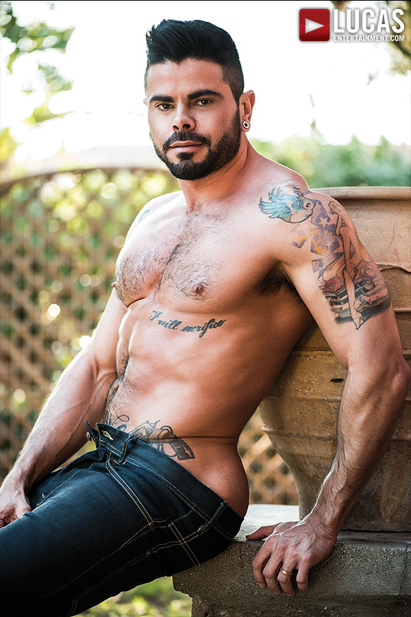Mario Domenech - Gay Model - Lucas Raunch