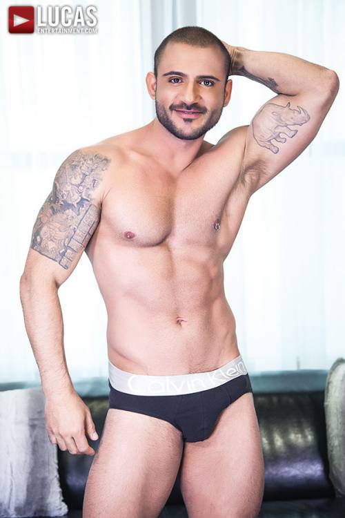 Pedro Andreas - Gay Model - Lucas Raunch