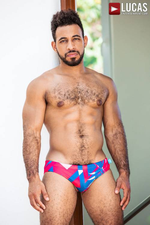 Rodrigo Amor - Gay Model - Lucas Raunch