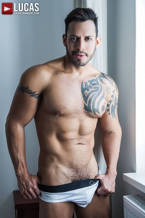 Viktor Rom - Gay Model - Lucas Raunch