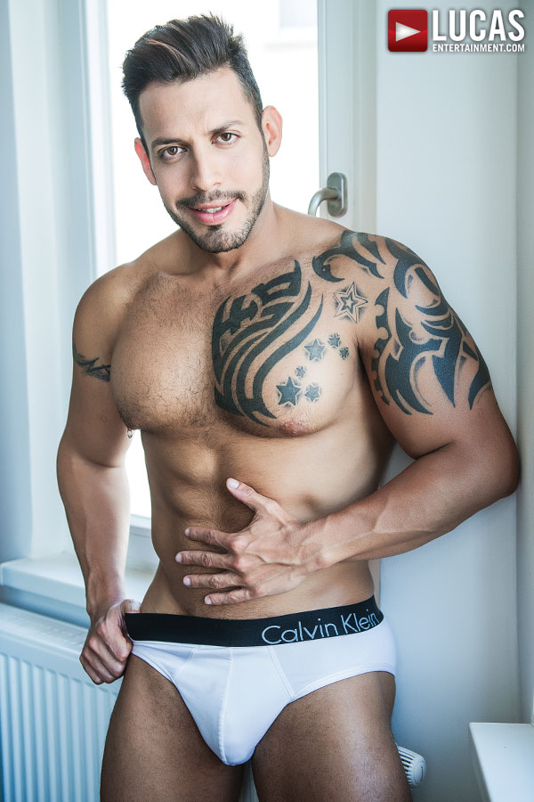 Viktor Rom - Gay Model - Lucas Raunch